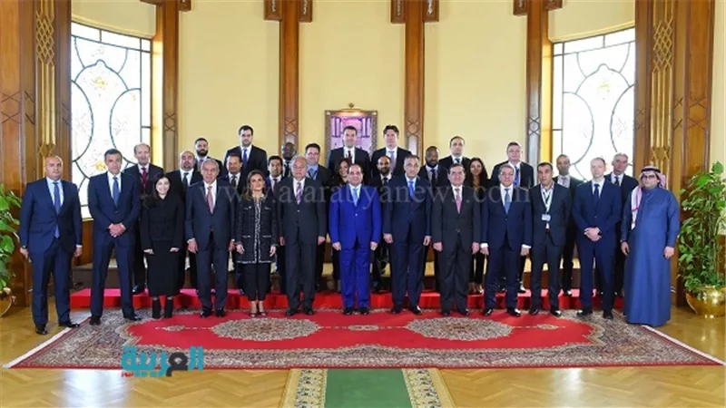 السيسي يبحث جذب الاستثمارات مع 27 صندوقا إقليمياً وعالمياً
