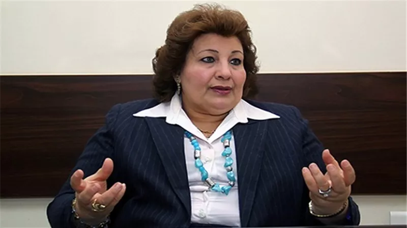 مارجريت عازر: أؤيد إسقاط الجنسية عن البرادعى