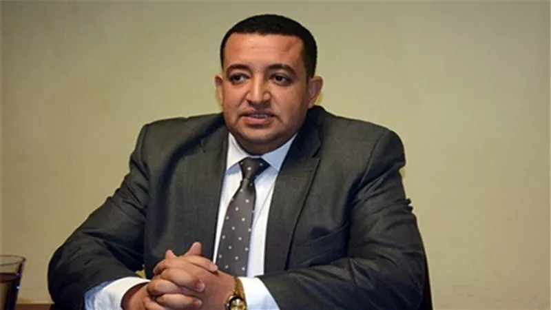 تامر عبد القادر: إدراج مطار الداخلة ضمن برنامج وفد البنك الدولي
