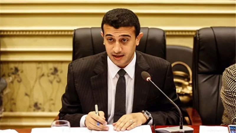 طارق الخولي يتقدم باعتراض مكتوب لرئيس البرلمان حول تعديل قانون التظاهر