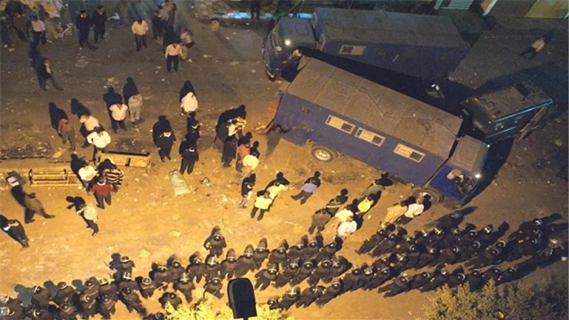 الدفع بتعزيزات أمنية للسيطرة على اشتباكات كفر عصام بطنطا