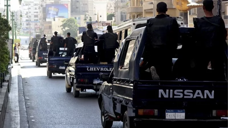 ضبط 77 قضية آداب خلال حملة أمنية بالجيزة