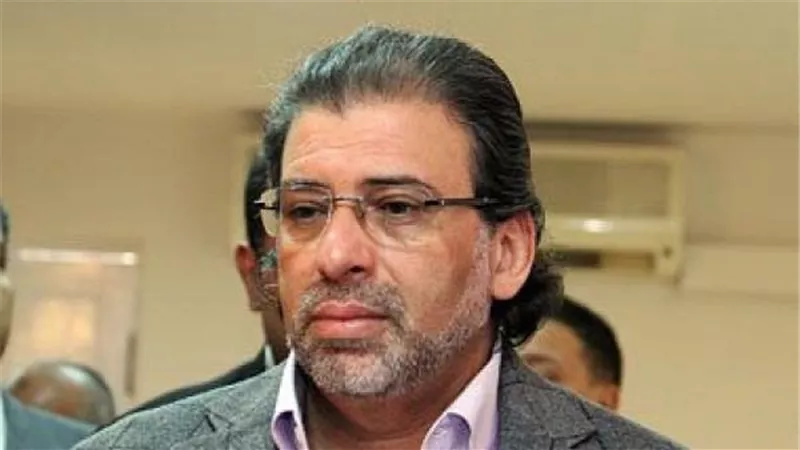 النيابة توجه لخالد يوسف تهمة محاولة تهريب أقراص مخدرة