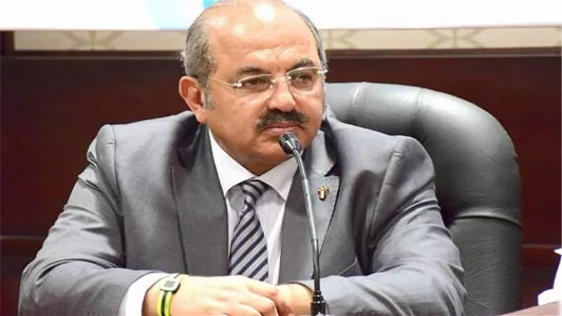 رئيس اللجنة الأوليمبية يهنئ المنتخب على التأهل للمربع الذهبي