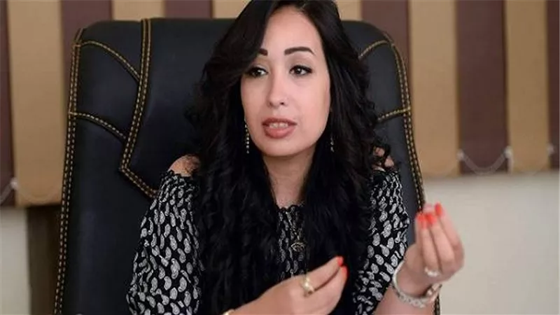 خبيرة لوزير السياحة: 