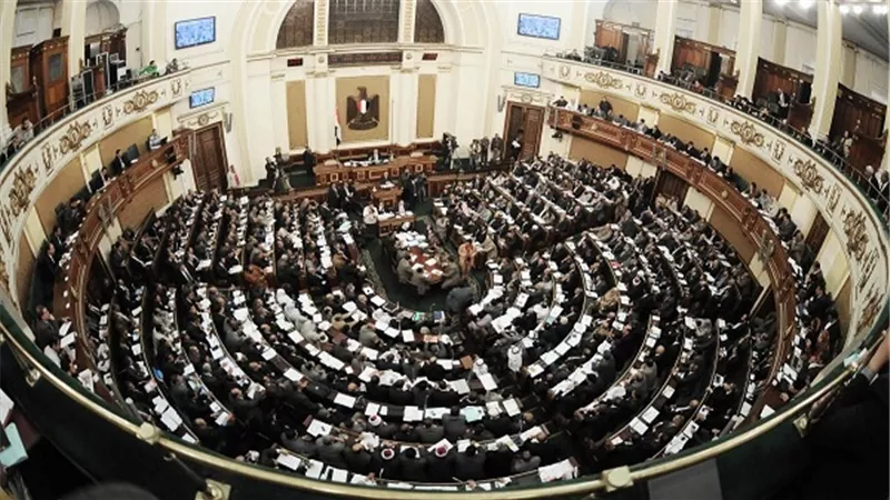 بالفيديو.. برلماني: الحكومة تشوه إنجازات السيسي