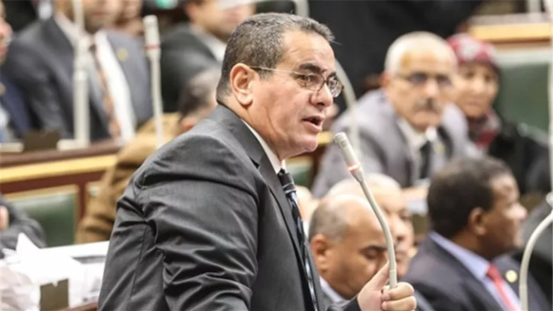 سامي المشد يتقدم بطلب إحاطة ضد رئيس الوزراء بسبب فساد 