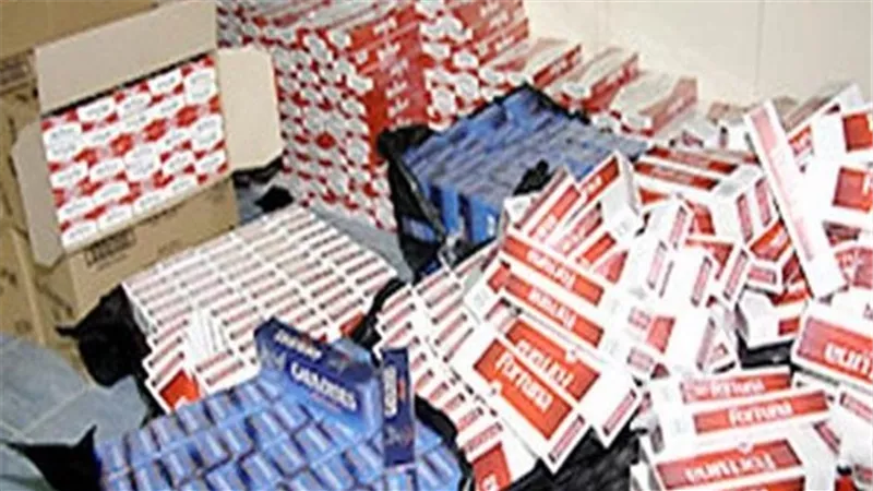 ضبط 43 ألف علبة سجائر مجهولة المصدر بفيصل
