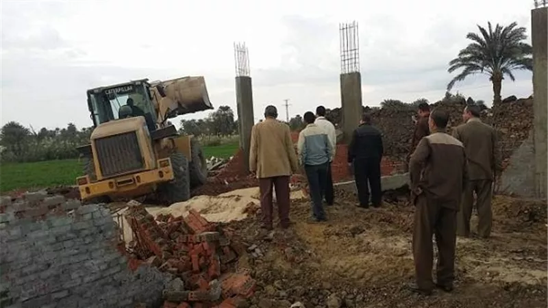 المنيا تزيل التعديات على 168 فدانا وتسلمها للجنة أراضي الدولة