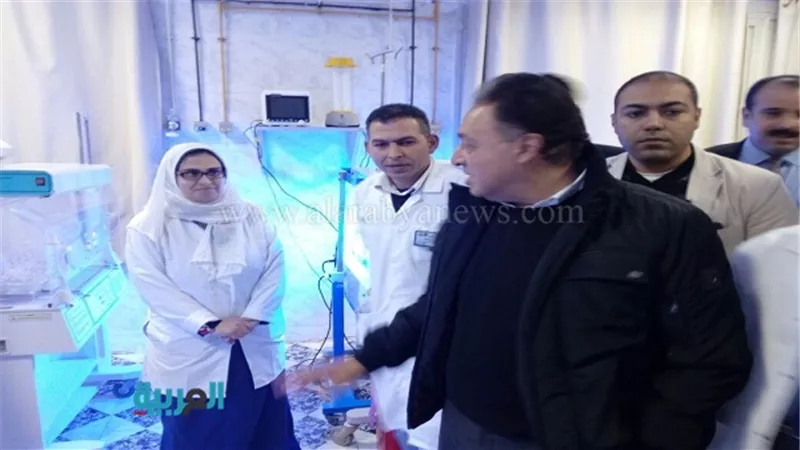 بالصور.. وزير الصحة يقرر تحويل 