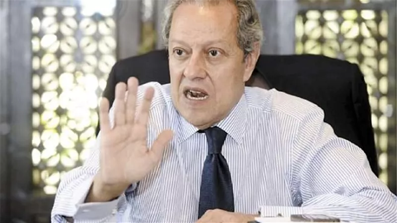فخري عبد النور ينفعل على أحمد موسى