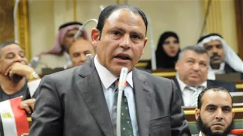 رياض عبد الستار: 7800 بطاقة تموينية لأهالي ملوي.. وتشغيل محطتي مياه للشرب