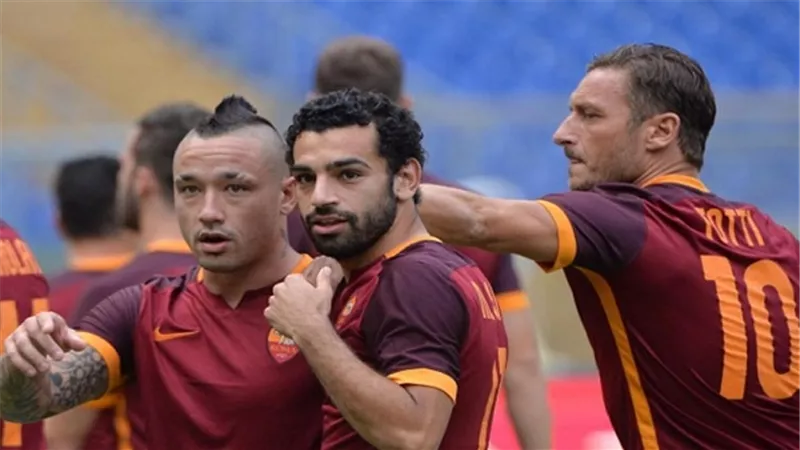 محمد صلاح يقود تشكيل روما المتوقع أمام ليون بالدوري الأوروبي