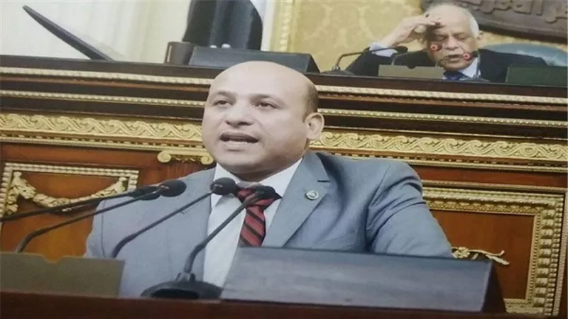 برلماني يتهم محافظة القاهرة بالتقصير في مواجهة مافيا الجبانات