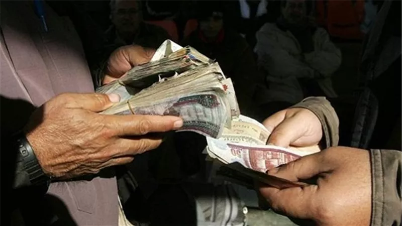سقوط موظف حصل على 1.75 مليون جنيه بزعم توظيفها في 