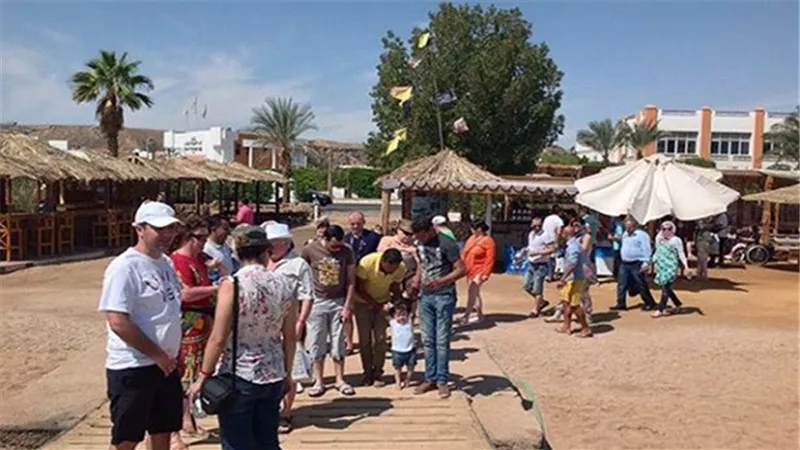 سائحو بريطانيا يتوافدون على 