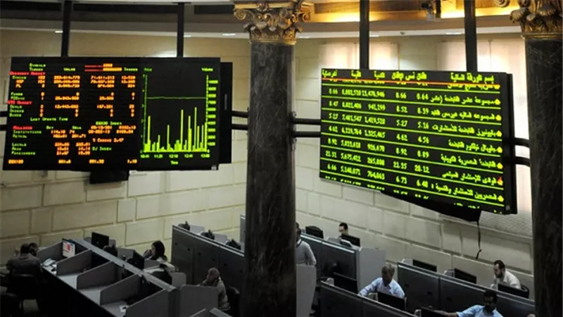 ارتفاع جماعي لمؤشرات البورصة بمنتصف التعاملات