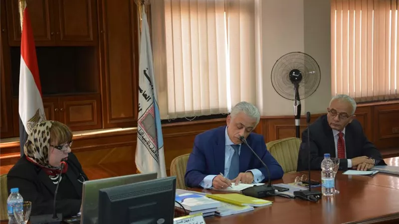 شوقى يلتقى بمجلس إدارة المركز القومى للبحوث التربوية والتنمية