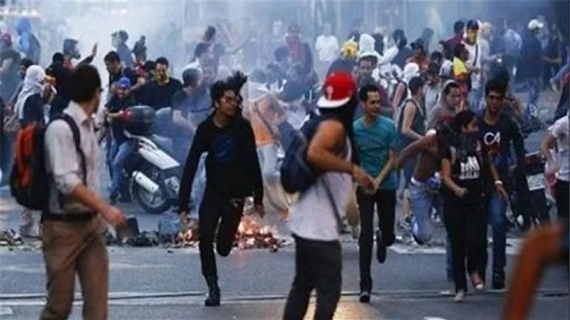 ارتفاع عدد قتلى الاحتجاجات في فنزويلا إلى 36 شخصا
