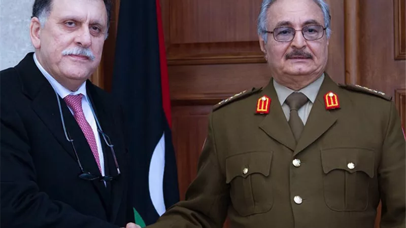 موقع إماراتي: لقاء بين حفتر والسراج في مصر الخميس
