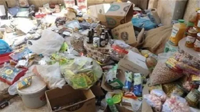 ضبط 7.5 طن رمان وتمور في حملة للرقابة التموينية بالبحيرة
