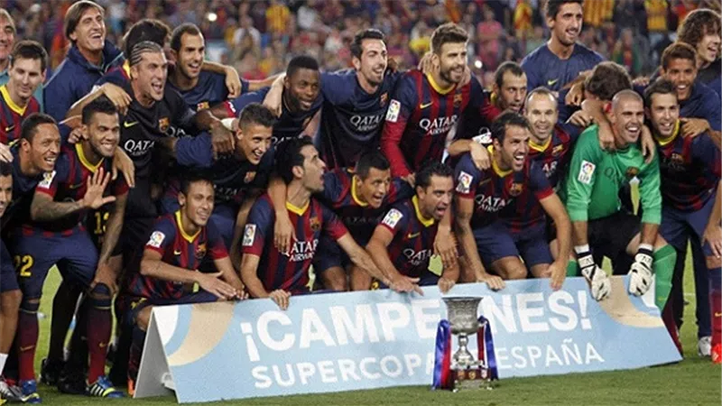 برشلونة يكشف عن قائمة الأساطير في لقاء مانشستر يونايتد