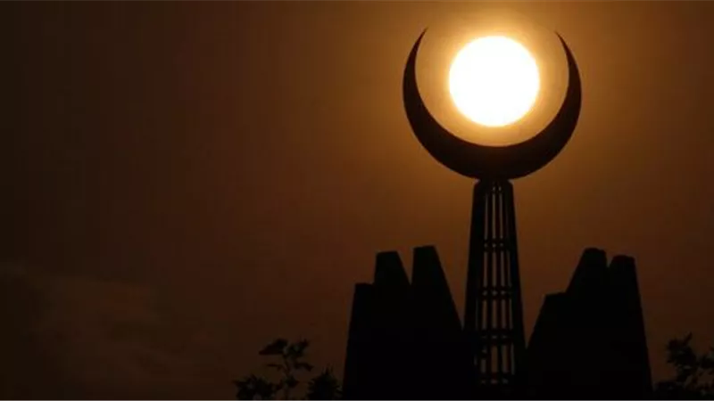 النظر للحرام أبرزهم.. 5 محظورات تفسد الصيام (تعرف عليهم)