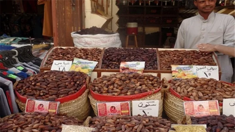استقرار أسعار البلح اليوم.. والأبريمي بـ15 جنيها بسوق العبور