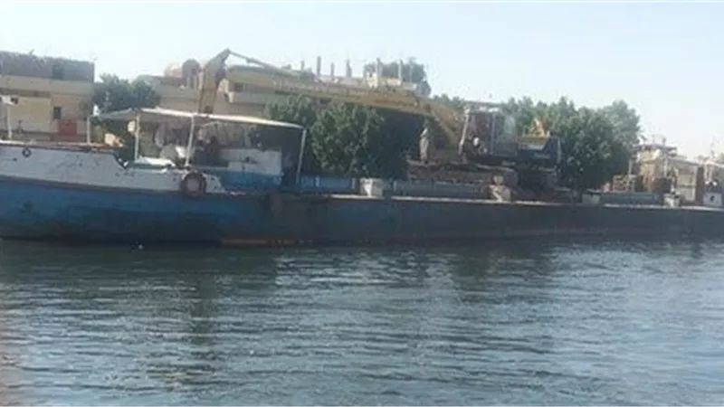 بالصور.. التعدي على حرم نهر النيل بالأقصر 