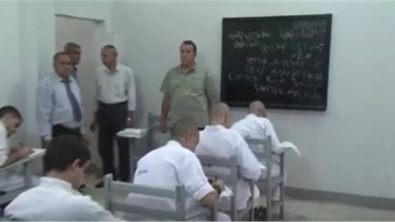 ننشر عدد طلاب الثانوية المسجونين.. و7 لجان تشرف على إمتحاناتهم