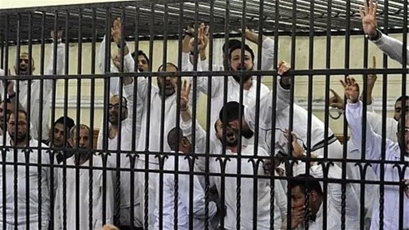 غدا.. محاكمة 379 متهما بقضية 