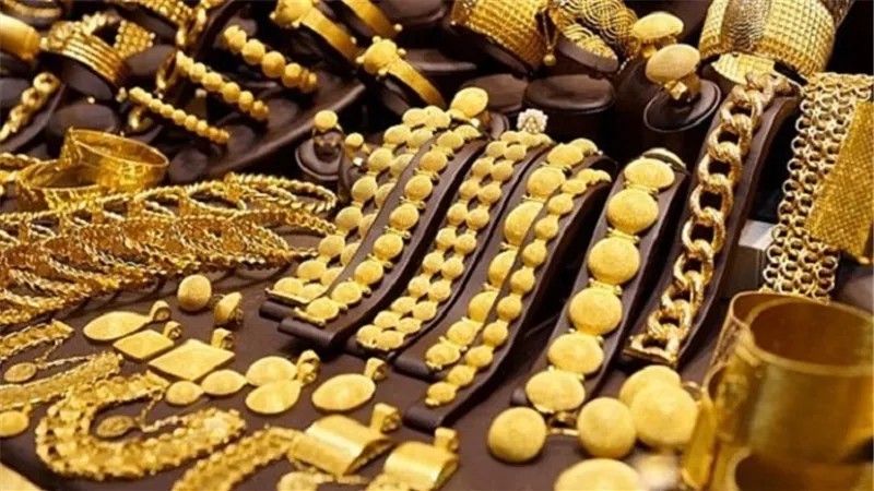 بعد مسلسل انخفاضه.. الذهب  يعاود الارتفاع