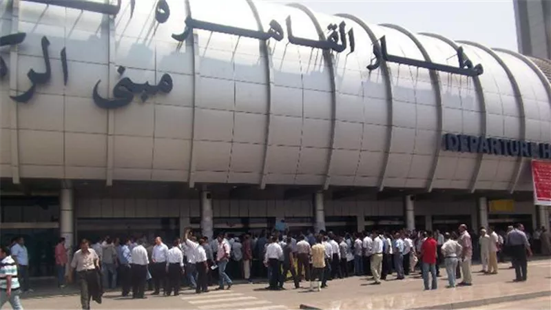مدير أمن المطار الجديد يتفقد الإجراءات الأمنية بصالات السفر والوصول
