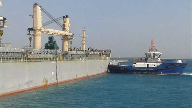 وصول و سفر 3903 ركاب بموانئ البحر الأحمر و تداول 585 شاحنة