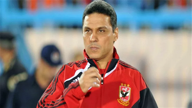 البدري يتواصل مع دوليي الأهلي بعد عبور أوغندا