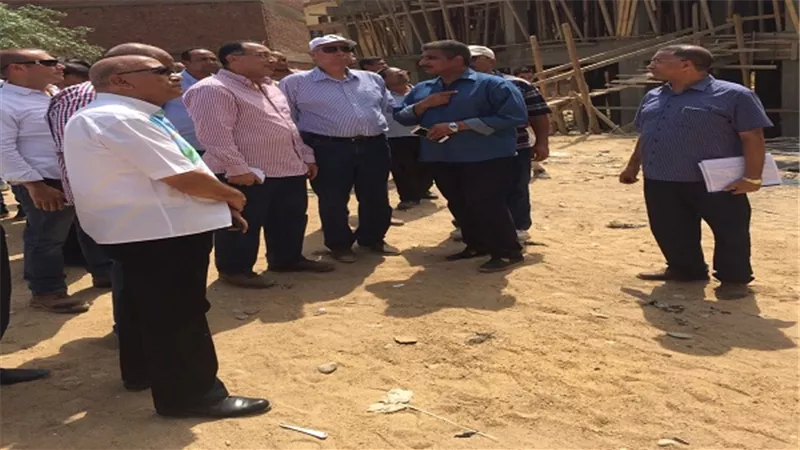 وزير الإسكان ومحافظ أسوان يتفقدان مشروع تطوير منطقة الصحابى بأسوان​