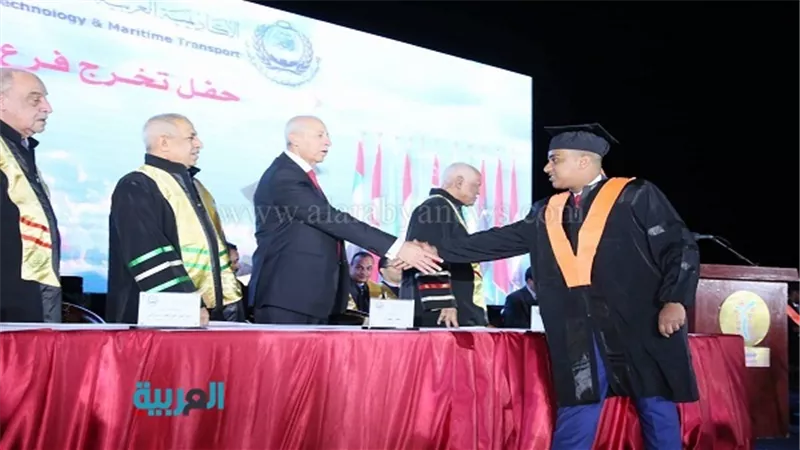 بالصور.. حفل تخرج الاكاديمية العربية للعلوم والتكنولوجيا بأسوان 