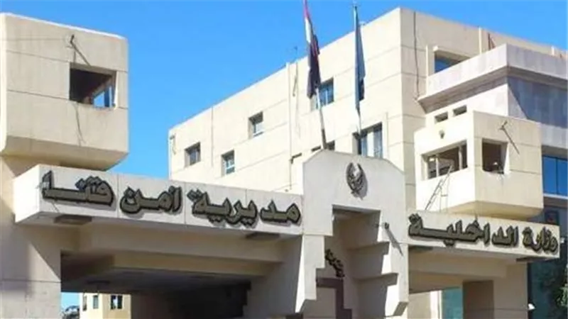 حملة على سائقى التروسيكل والدراجات البخارية بقنا