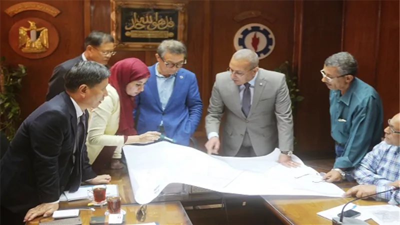 محافظ السويس يبحث مع وفد كورى دراسة إنشاء منطقة صناعية كورية بالمحافظة