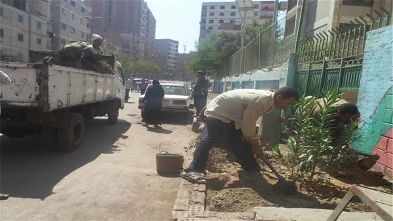 استمرار حملات النظافة ورفع الاشغالات بمحيط المدراس