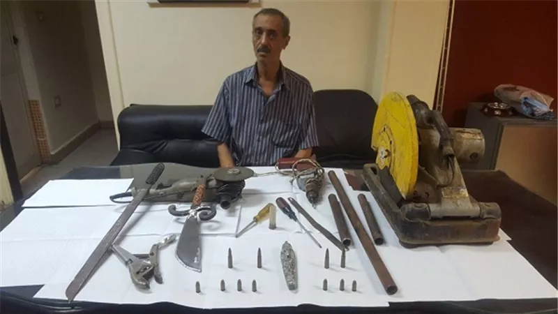 القبض على صاحب محل عطور يتاجر فى الأسلحة النارية بشبرا