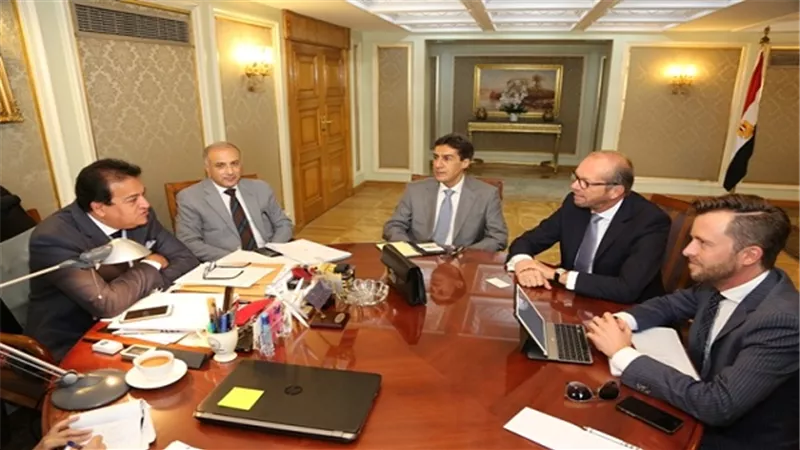 عبد الغفار يبحث آليات التعاون العلمى والبحثى مع هولندا