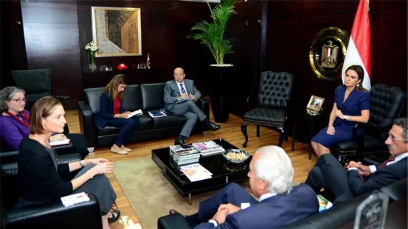 نصر تبحث الاسراع فى تفعيل الاتفاقيات الموقعة بـ 121.6 مليون دولار