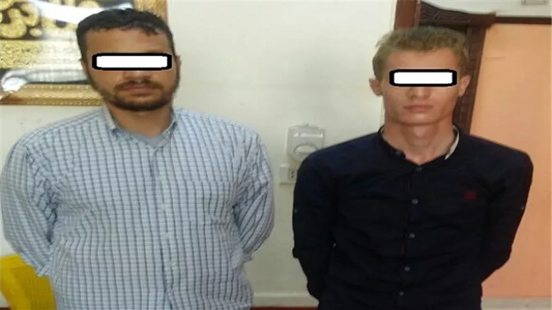 القبض على عاطلين يسرقان المواطنين بالإكراه بالشروق