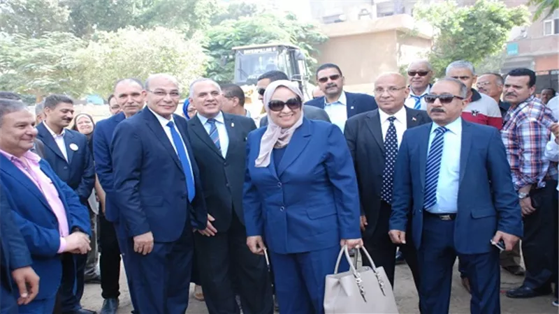 وزيرا الزراعة والرى يطلقان حملة لزراعة والنخيل والتوت والزيتون بالمدارس
