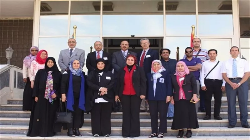 عبد الغفار: ضرورة التعاون مع المؤسسات العلمية العالمية فى مجال التدريب