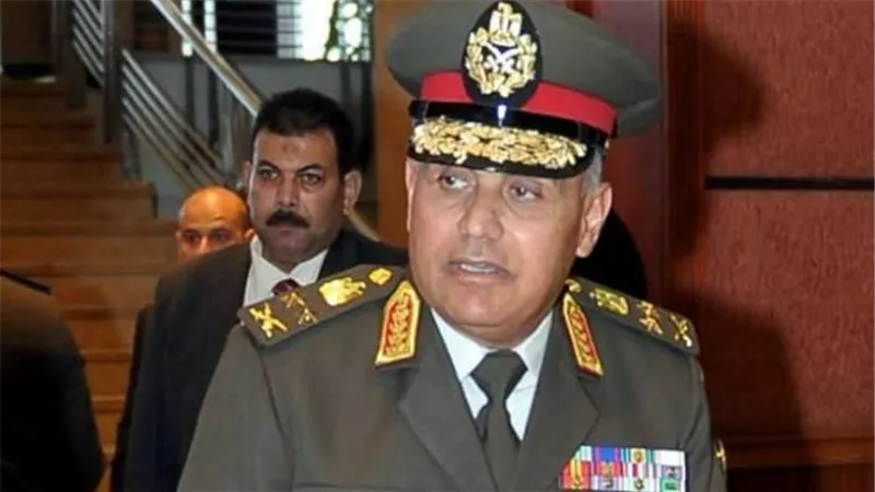 وزير الدفاع  يشهد بيان الرماية الصاروخية 