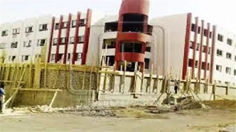 التعليم.. الأسبوع الرابع ومازالت المباني المدرسية تئن من الإهمال والفوضى