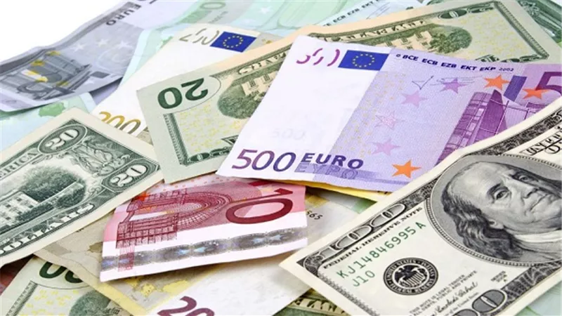 استقرار أسعار العملات الأجنبية.. والدولار يسجل 17.69 جنيها