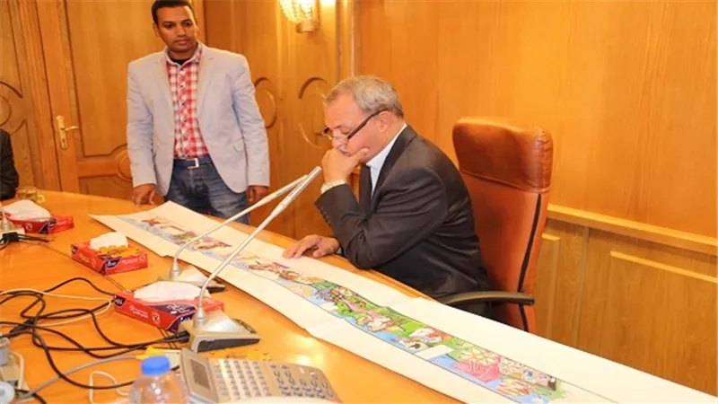 محافظ قنا يعقد اجتماع لمناقشة خطة تطوير ميادين المحافظة